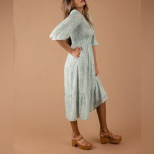 SOLD OUT ROOLEE Avie Floral Smocked midi dress small